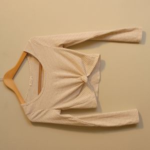 Olivia Rae Knotted Long Sleeve Crop Top